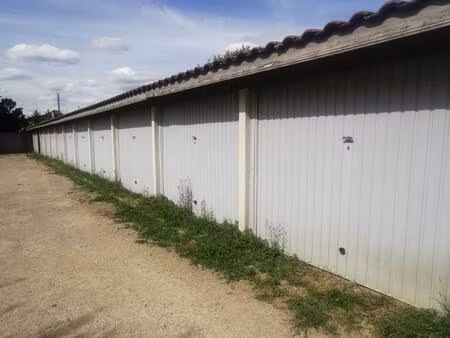 location parking mont de marsan 40000