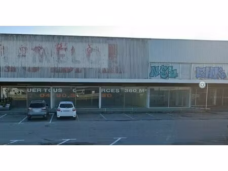 location local commercial 1 200m² vedene 84270