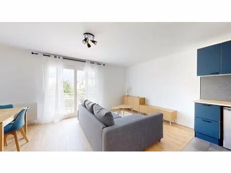 location appartement 1 pièces 28 m2 à ozoir-la-ferrière