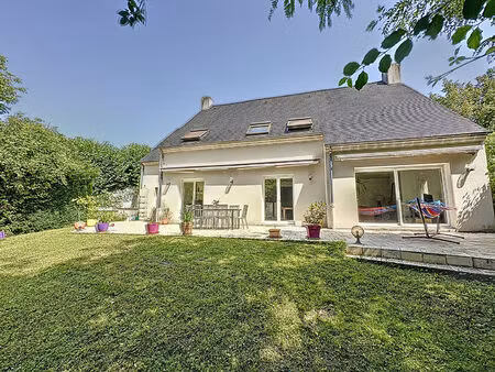vente maison 7 pièces  240.00m²  mareuil