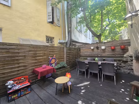 vente immeuble 100m2 barcelonnette 04400 - 257250 € - surface privée