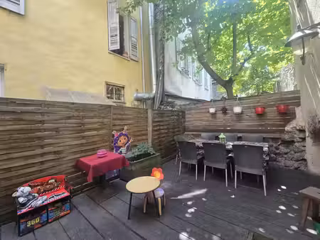 vente immeuble barcelonnette 04400 - - surface privée