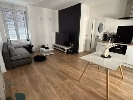 vente immeuble 75 m² plessé (44630)