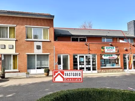 te huur: appartement met 2 slaapkamers en ruim terras in riemst