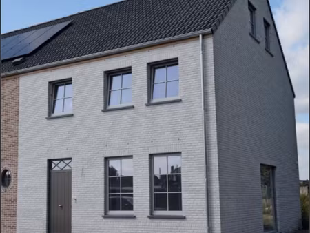 huis te koop in lievegem met 3 slaapkamers