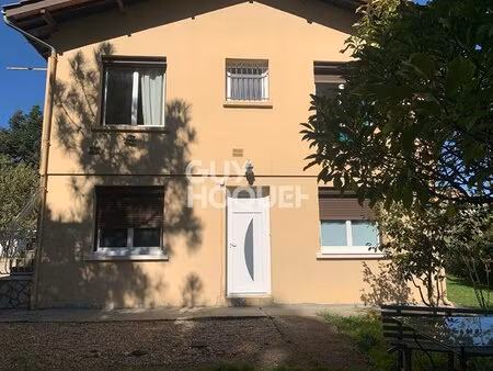 maison divisée en 2 appartements