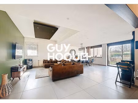 maison ancienne rénovée 3 chambres + piscine et terrain de 459 m² environ - 01750 replonge