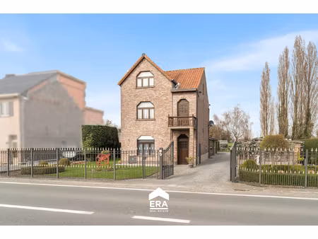 huis te koop in lievegem met 3 slaapkamers