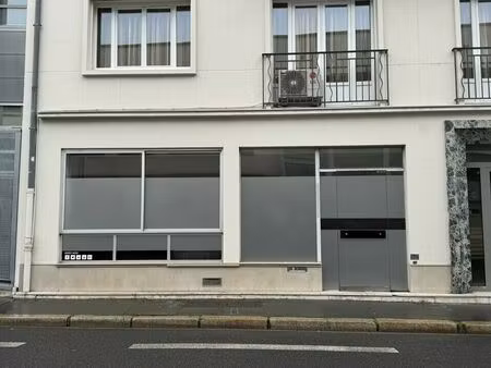 location bureau 80 m² à tours (37000)