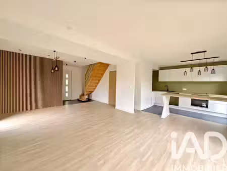 maison traditionnelle à roost warendin (59286)