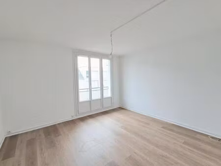 location appartement 4 pièces 67m² nantes 44300