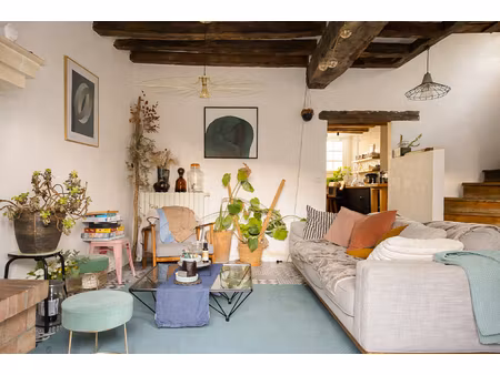 maison coeur de doutre au calme avec grand jardin bien orienté