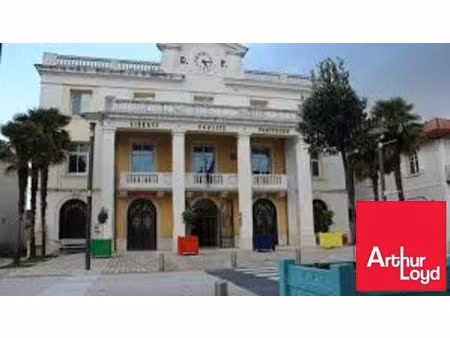 vente commerce 143 m² saint-vincent-de-tyrosse (40230)