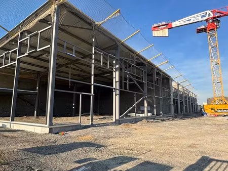 vente commerce 146 m² saint-vincent-de-tyrosse (40230)