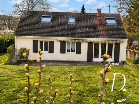 maison traditionnelle sur sous-sol total terrain 1 189 m²