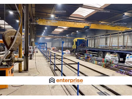 location local commercial