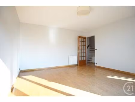 location appartement 4 pièces 88 m² à choisy-le-roi (94600)
