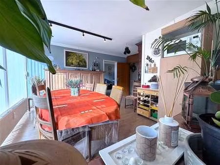 appartement en rez-de-chaussée avec 3 chambres