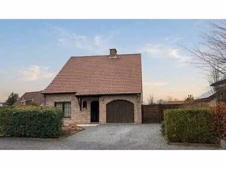 maison familiale moderne  4 facades !