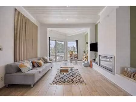 belle maison avec garage et jardin au centre de vilvorde