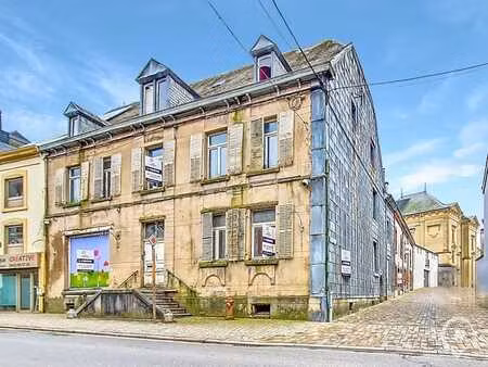 immeuble à rénover sur 4 niveaux - 1060m²