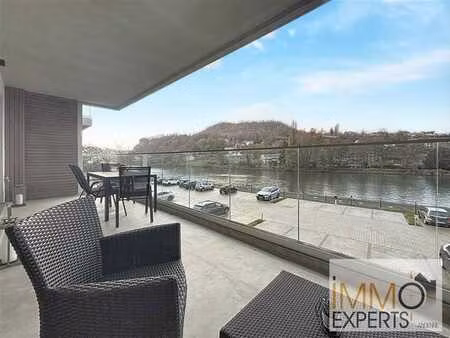 superbe appartement 2 chambres avec double terrasse