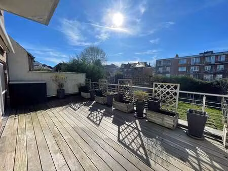 appartement de 28 m² avec terrasse exposée sud-ouest et g...