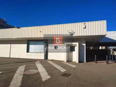 local commercial à louer