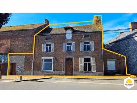 grande maison de 240m²nets à renover 7a26ca avec jardin