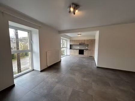 [#3] duplex 2 chambres  1 garage + 1 parking - 1450 eur/mois