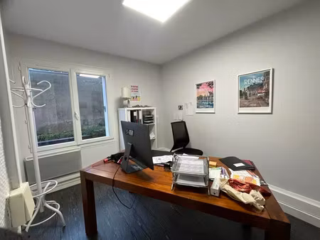 location bureau 130 m² à lorient (56100)