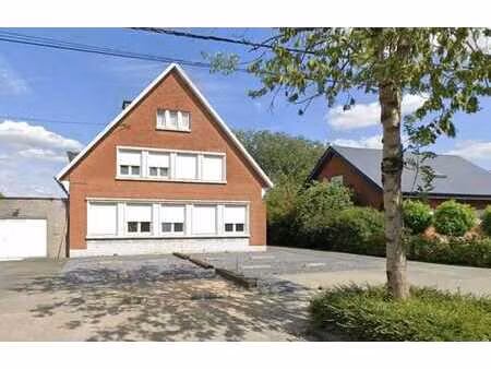 spacieux appartement à ghislenghien