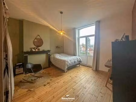 une chambre en colocation avec terrasse