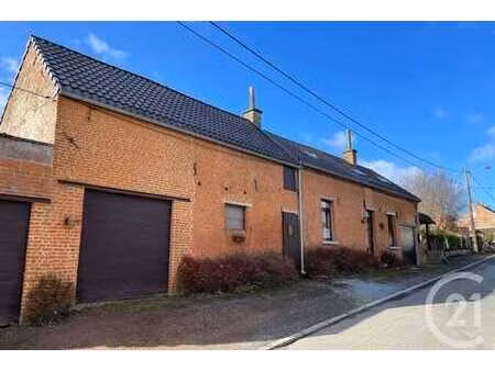 fermette avec annexes sur une parcelle de 20a20ca