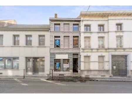 immeuble mixte avec grand potentiel – frasnes-lez-anvaing