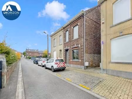 rue sens unique - la campagne proche de la ville