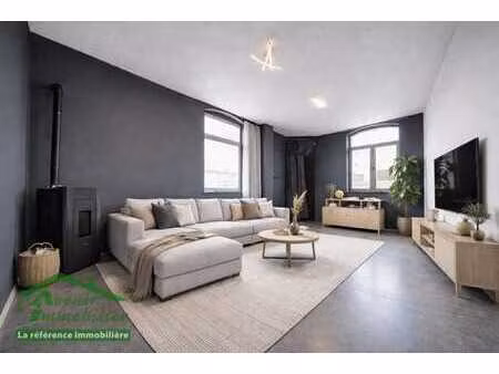 spacieuse maison en bon état avec 3 ou 4 chambres