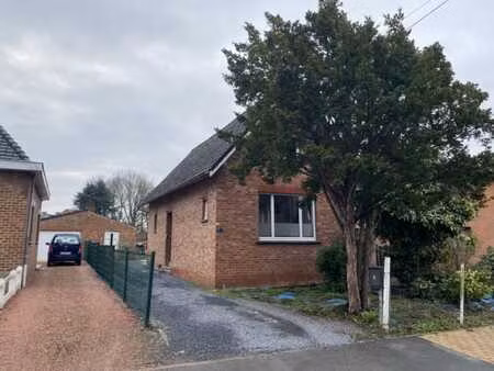 strépy-bracquegnies  rue reine astrid 13