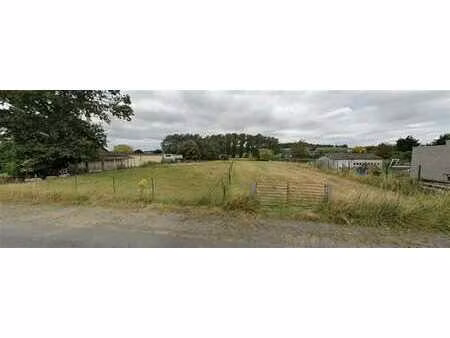 superbe terrain à bâtir  en pleine campagne