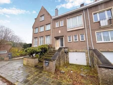 watermael-boitsfort : belle maison +/- 200m2 + jardin + gar