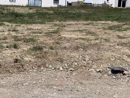 terrain constructible viabilisé à vendre