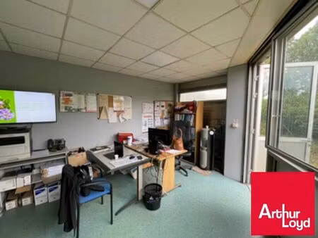 vente commerce 659 m² lescar (64230)