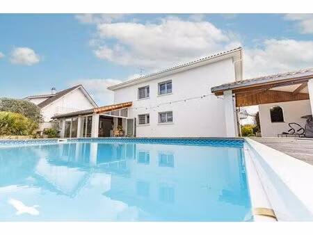 vente maison 7 pièces 265 m² billère (64140)