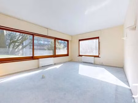 bien professionnel à vendre à uccle € 430.000 (llzdr) - j&j properties | zimmo