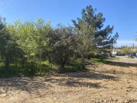 terrain constructible viabilisé à vendre