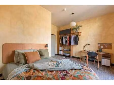 2 chambres dans une maison avec espace de coworking et gym