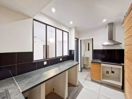 local commercial à vendre