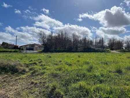 terrain constructible viabilisé à vendre