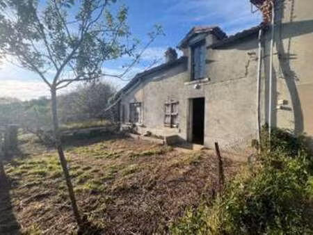 vente maison à mervent (85200) : à vendre / 70m² mervent