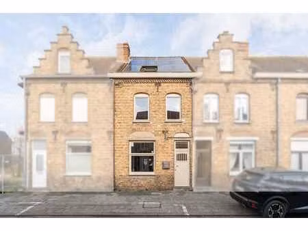 à vendre : maison rénovée à nieuport ville